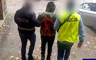 Miał nielegalną broń i handlował narkotykami. 26-letni mieszkaniec Olsztyna trafił do aresztu Miał nielegalną broń i handlował narkotykami. 26-letni mieszkaniec Olsztyna trafił do aresztu